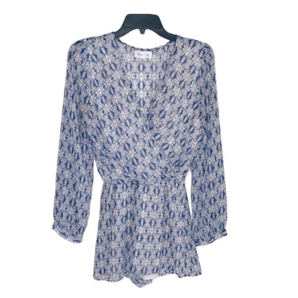 Honey and Rosie Romper Blue Periwinkle Surplice Long Sleeve Romper Small - Picture 2 of 14